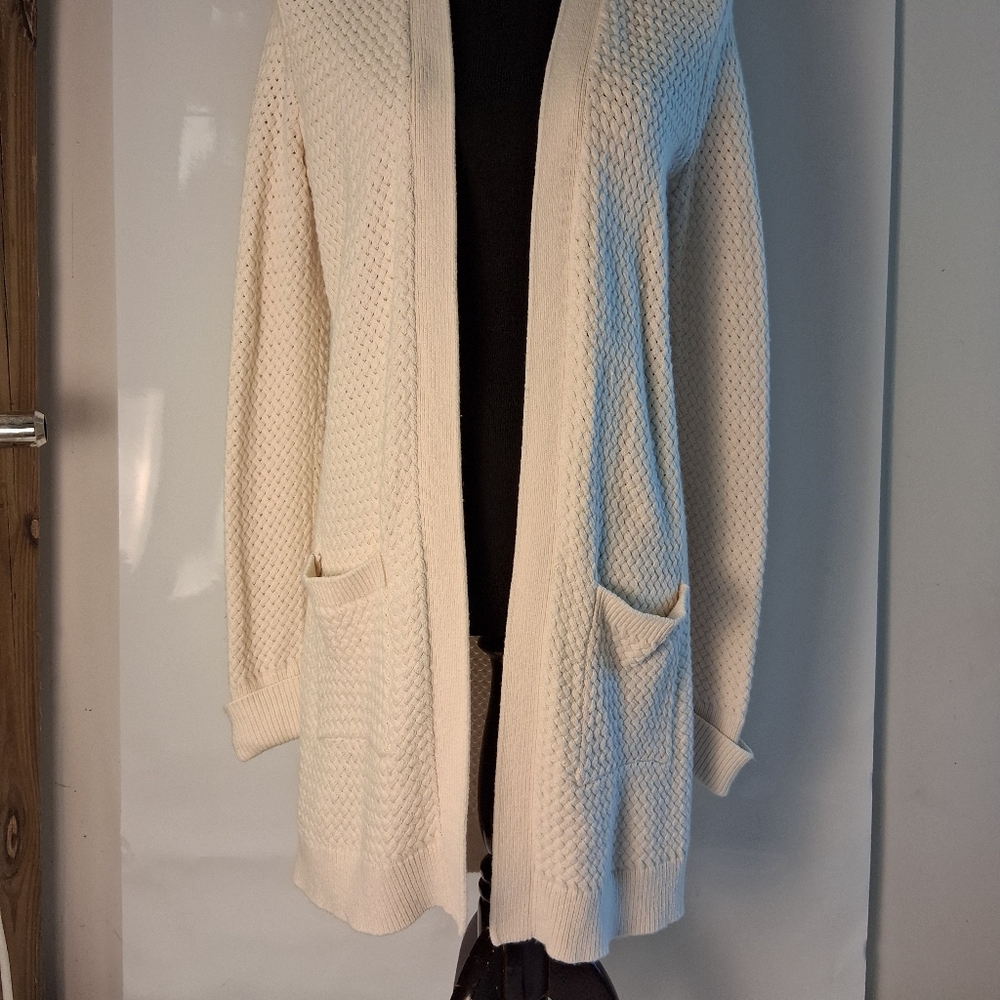 Abercrombie & Fitch Cream Knit Cardigan